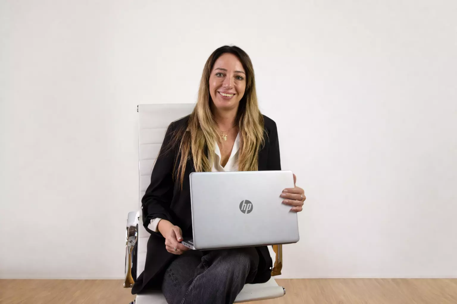 La Lic. Daniela Rosso en su consultoría Online de Longeva